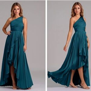 Satin teal maxi formal one shoulder dress gown NWT size blue size 4
